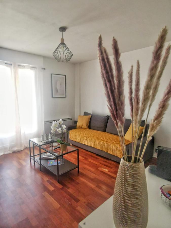 Le 100 Brossolette Apartment Noisy-le-Grand ภายนอก รูปภาพ