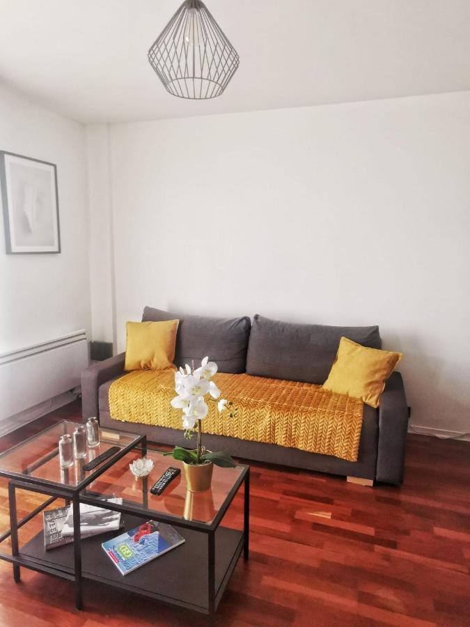 Le 100 Brossolette Apartment Noisy-le-Grand ภายนอก รูปภาพ